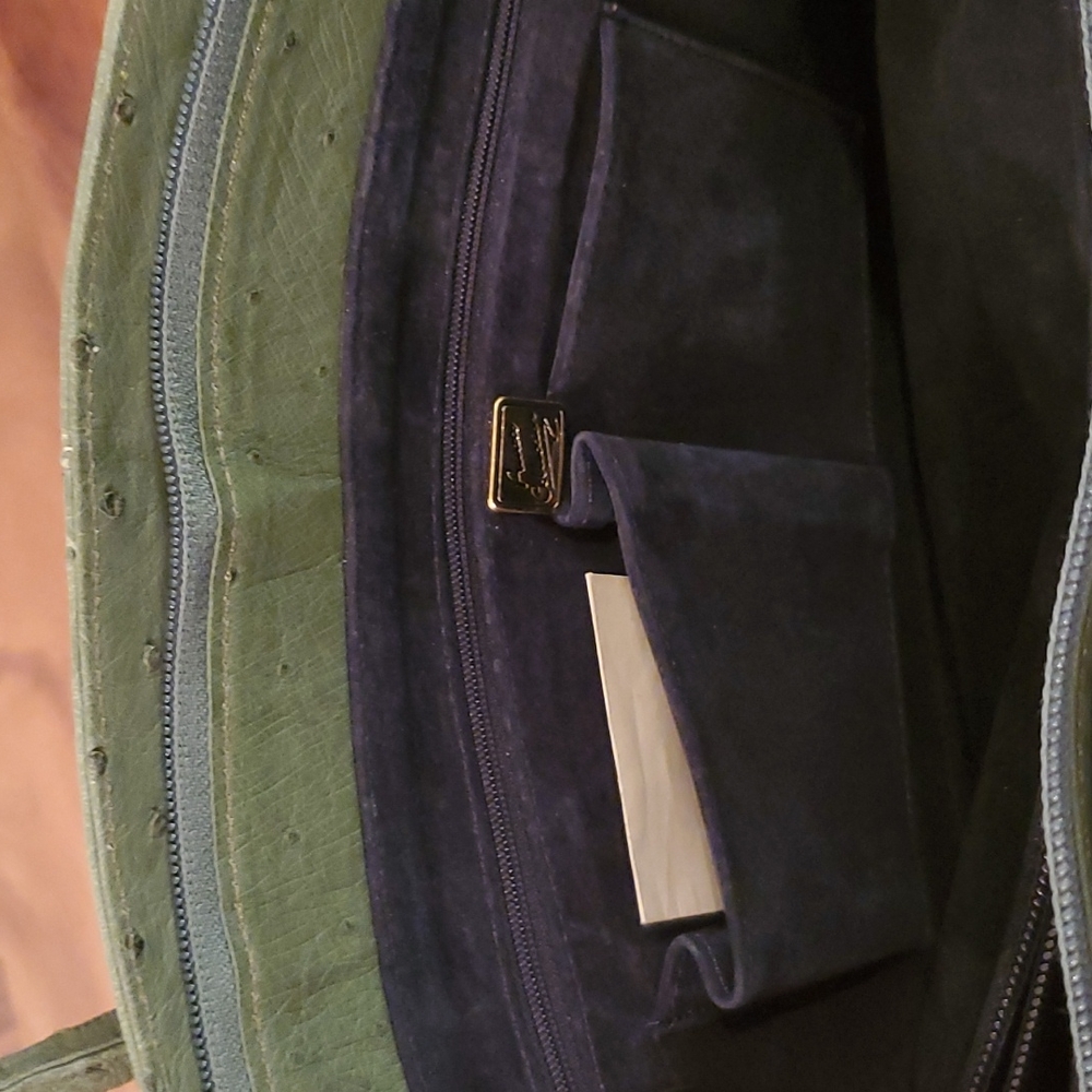 Handbag - Picture 7 of 7